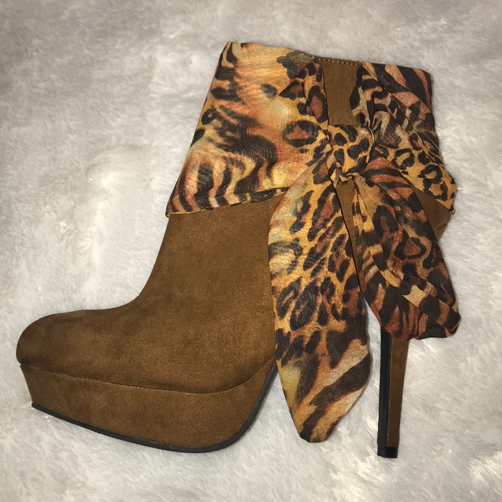 Wild Rose Suede Stiletto Ankle Boots - Picture 2 of 5